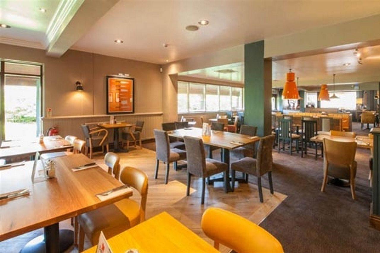 Premier Inn Ранкорн Экстерьер фото
